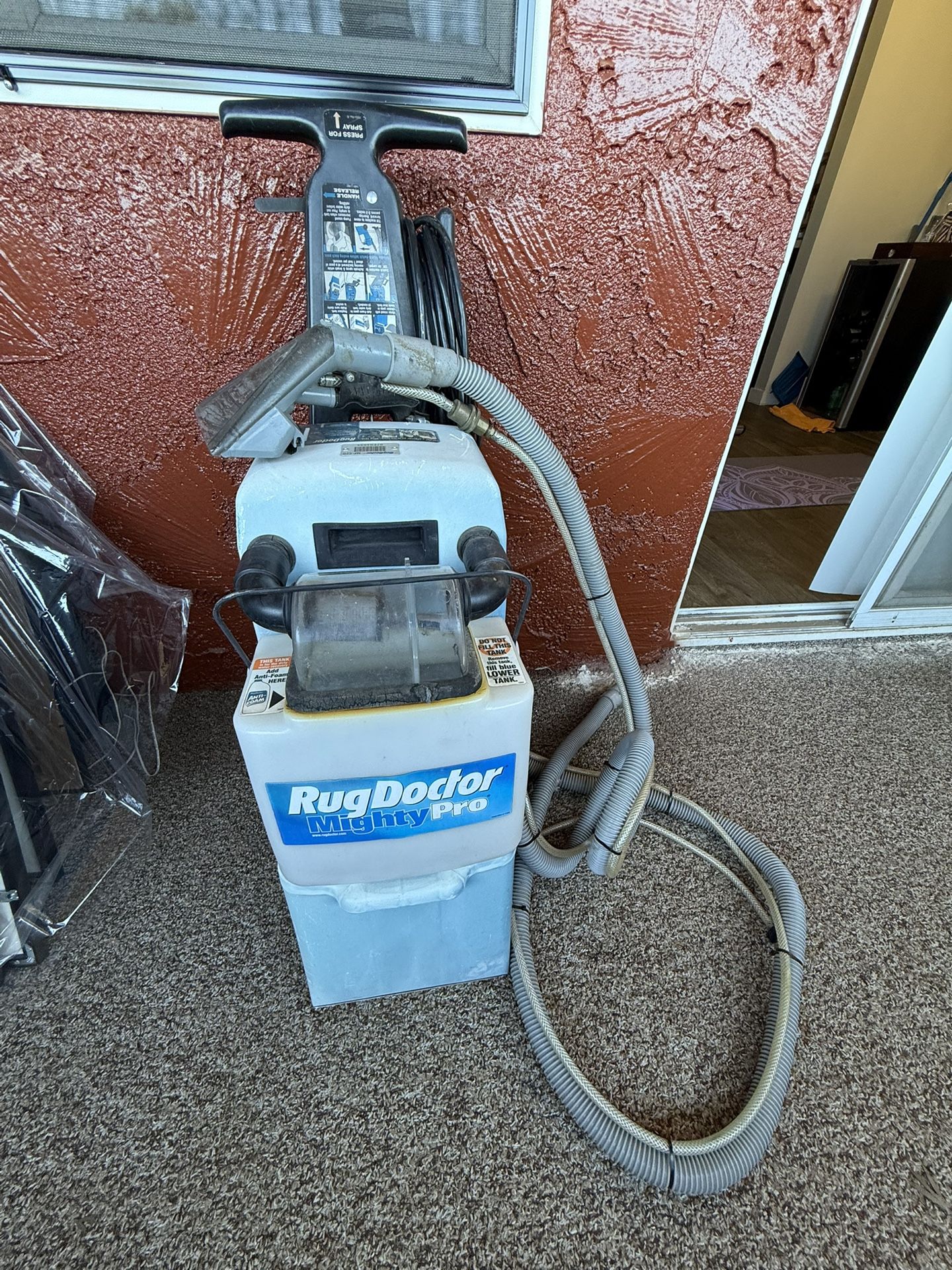 Rug Doctor MIGHTY PRO w/ Hose Tools!