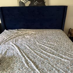 California king Bed For Sale 
