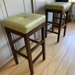 Leather Seat Solid Wood Legs Bar Stools