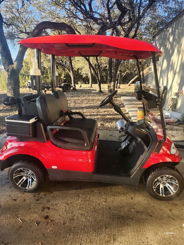 Golf Cart Advanced EV