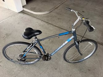 Used Bike Frame Size Large Brand Giant Cypress asking for $150 .Pick up only Elizabeth Nj