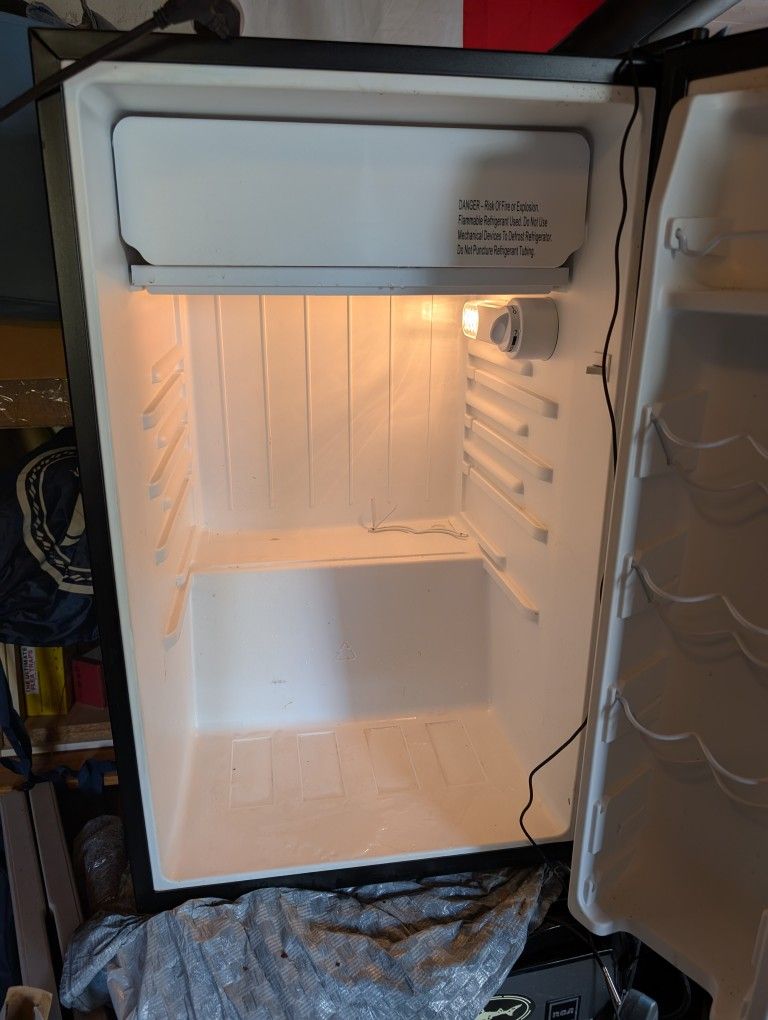 Mini Fridge