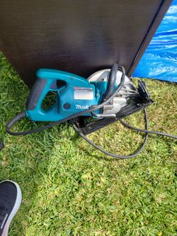 MAKITA CIRCULAR SAW