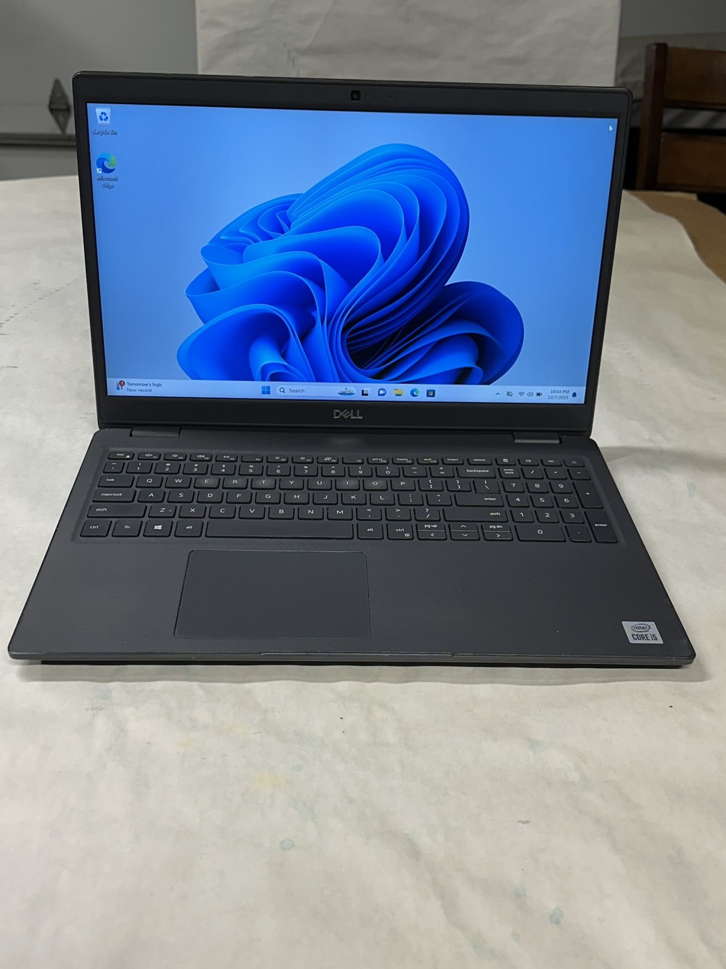 Laptop Dell Latitude 3510 i5 10th Generation Very good condition like new Price Is firm read description