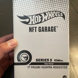 Hot Wheels NFT Garage 17’Pagani Huayra  Roadster