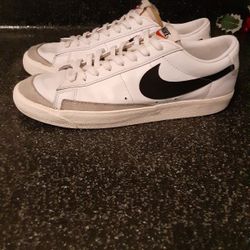 Nike Blazer mens 11 Great Condition 