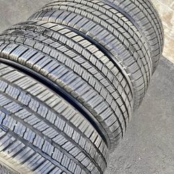 245/55/19 Michelin vendo un set de llantas usadas excelente condiciones de vida las 4 ✅🤩I am selling a set of used tires, all 4 in excellent living c