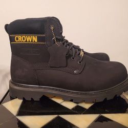 Mens Boots  Size 10