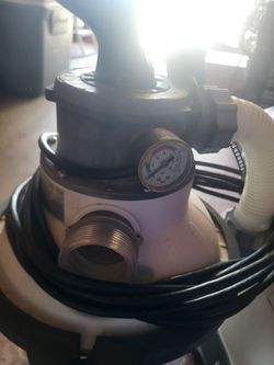 Swimming pool sand pump