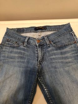 Women’s Levi’s 524 Too Superlow Size 3/S