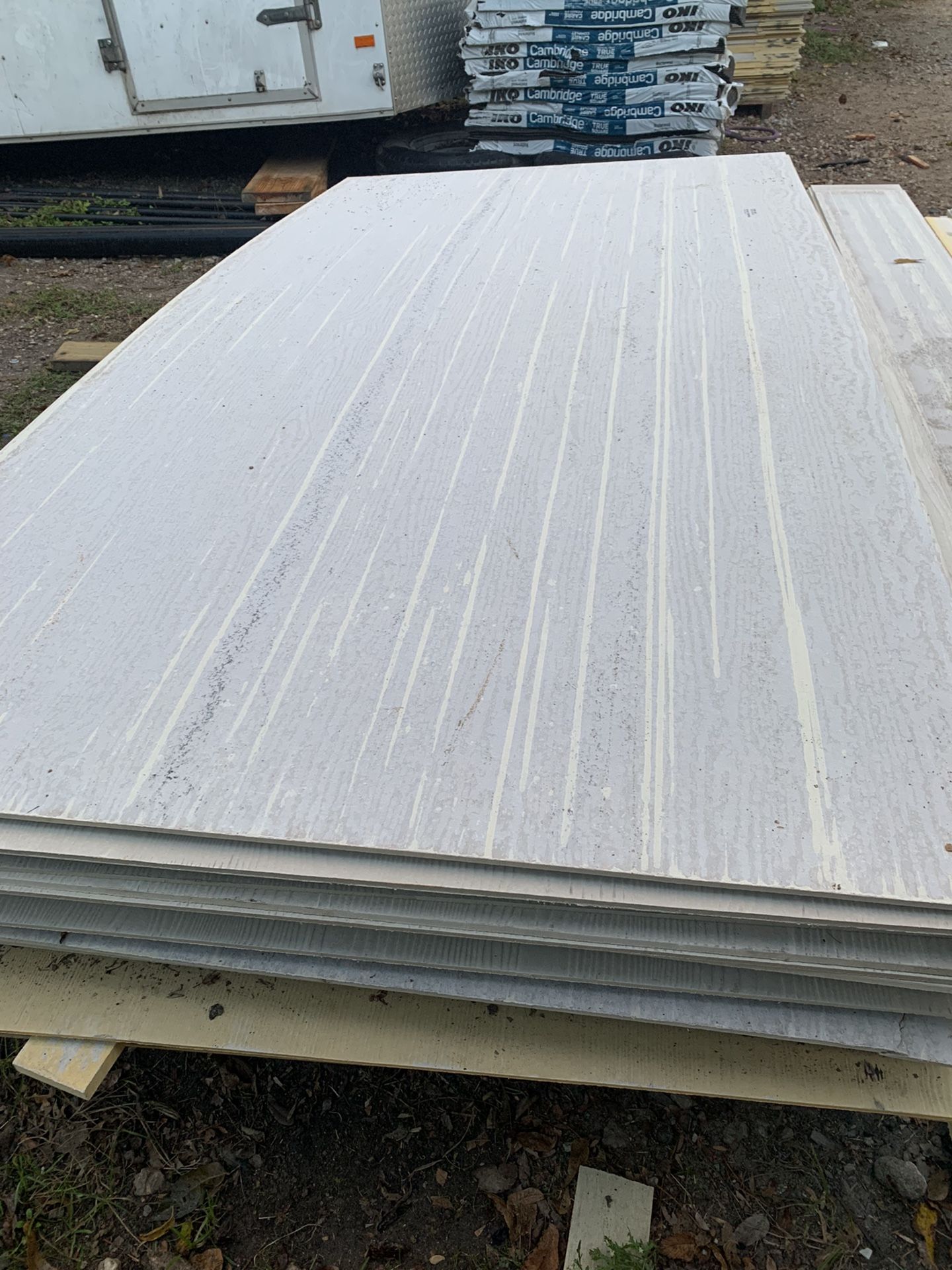 Soffit 4x8 De cemento $20 Cada Una