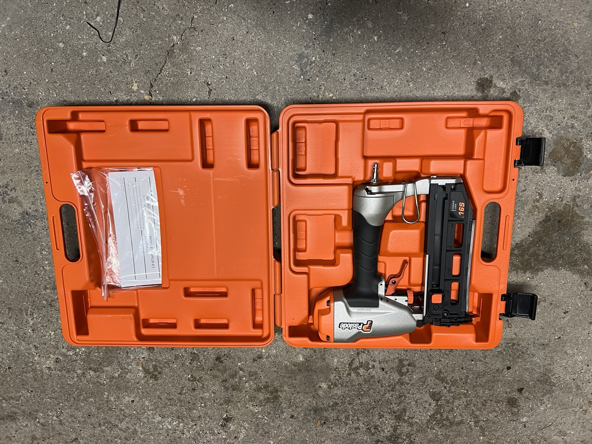 NAIL GUN AIR