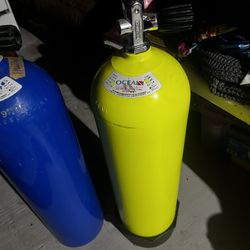 Scuba Tanks 