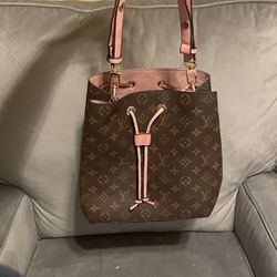 Leather purse 