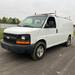 2008 Chevy Express 2500 