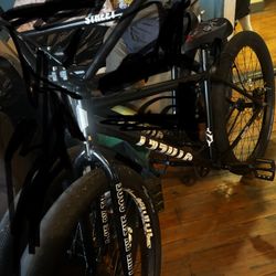 Street Co (Scarface)