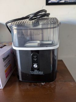 Ice machine