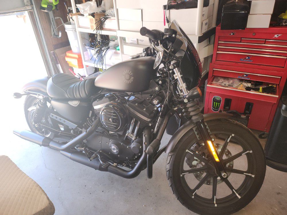 2021 Harley Davidson Iron883