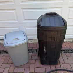 2 trash bins