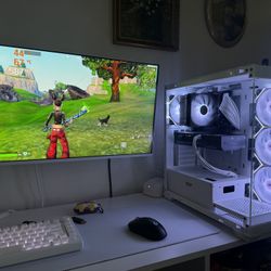 White Gaming Pc Computer Desktop RTX 4070 / Ryzen 5 7600