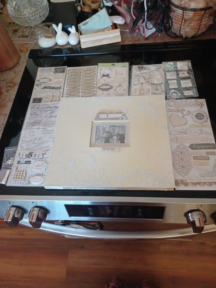 Wedding ALBUM Kit w/Delux Extras