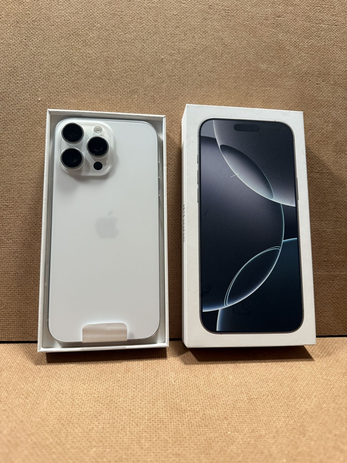 iPhone 16 pro max 256gb 5g white unlocked