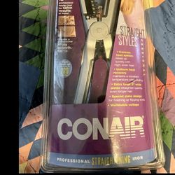 New Conair Hair Straightener/Flat Iron Styling Tool 
