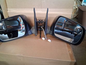 Stock Toyota Tacoma Mirrors