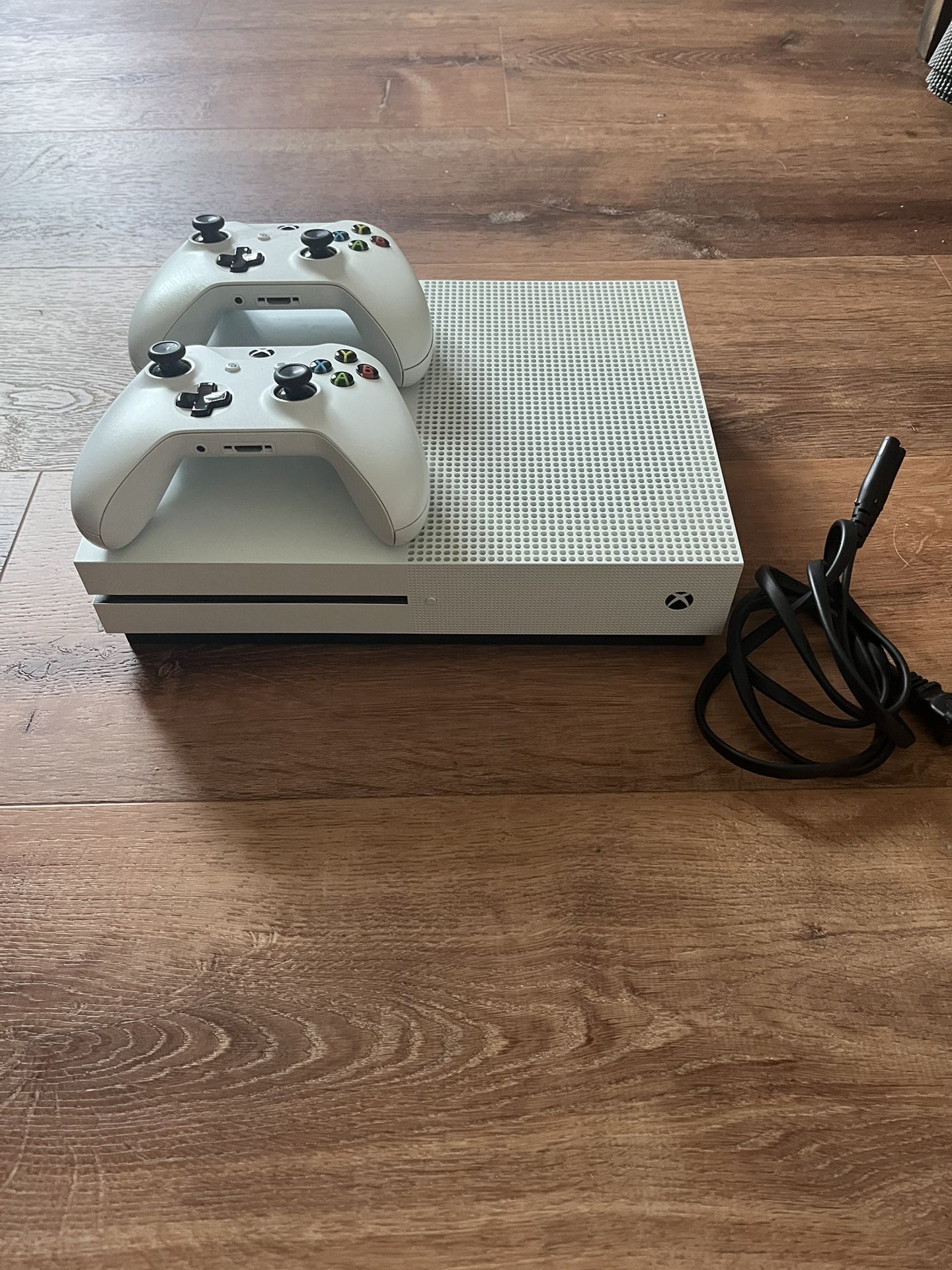 Xbox One S / Xbox 1 S