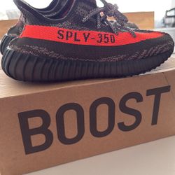 Yeezy 350 sz 9.5