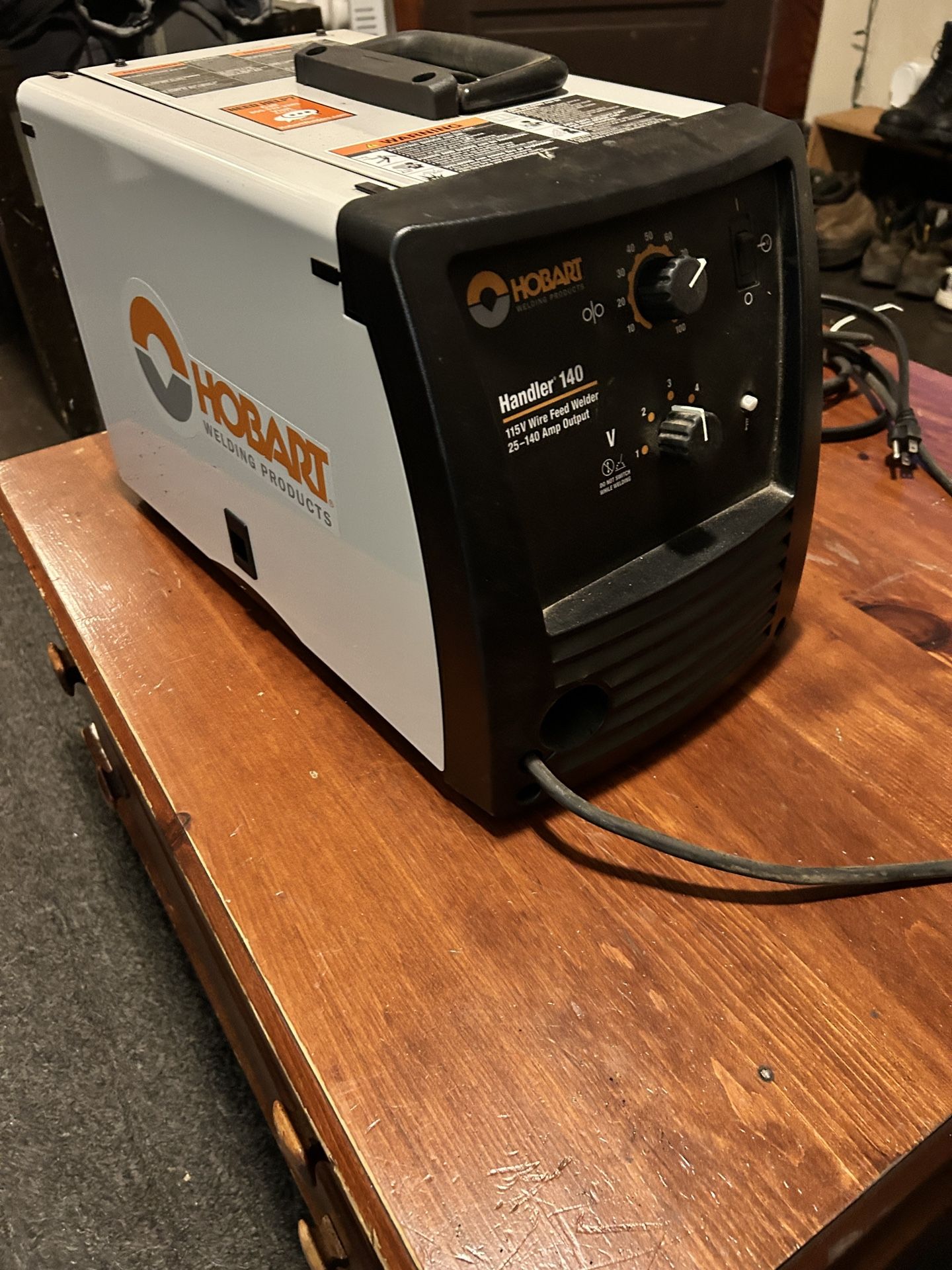 Hobart Handler 140 MIG Welder