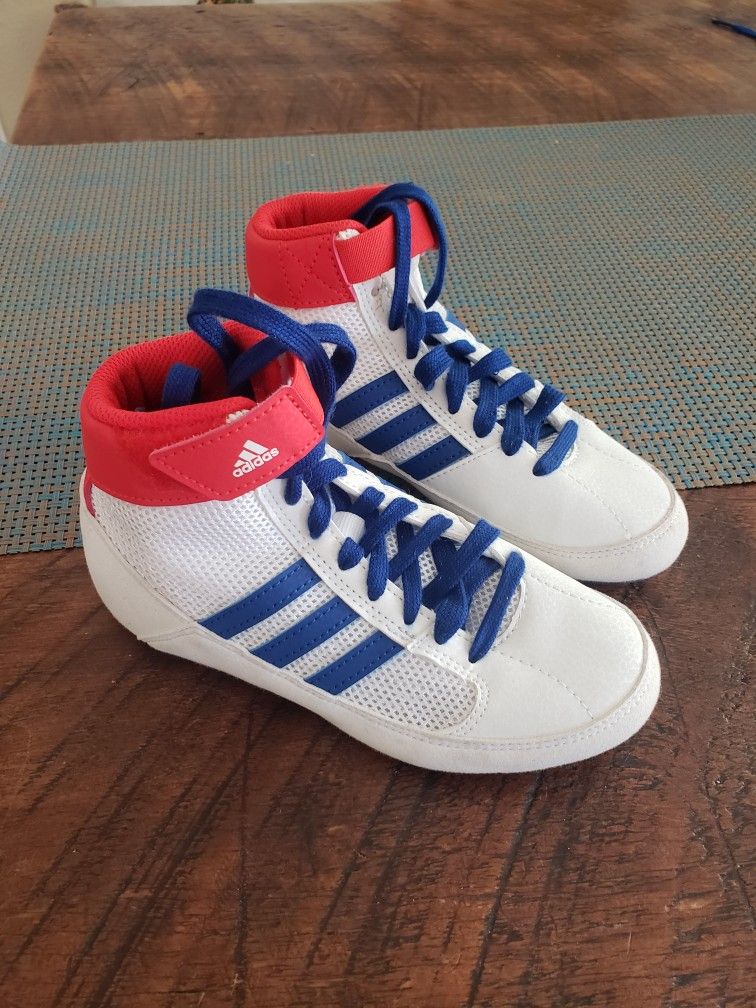 Adidas Kids HVC 2 Wrestling Shoes Size 13K for Sale in Las Vegas, NV -  OfferUp