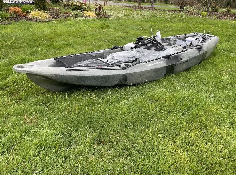 Lost Creek Angler 10.5ft Pedal Kayak