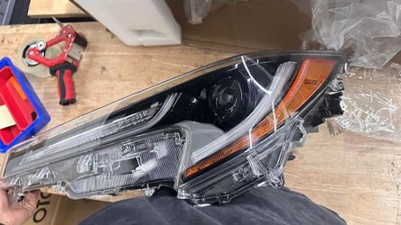 KarParts360 For Toyota Corolla 2023 2024 2025 Headlight Driver And Passenger Side | Pair | Clear Lens | Black Housing | Sedan | L/LE Model | w/Bulbs |