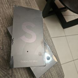 Samsung Galaxy S22 ultra 5g 128GB Unlocked 