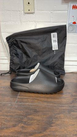 Yeezy Slide YS-01 Black