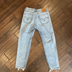 Women’s Levi Jeans