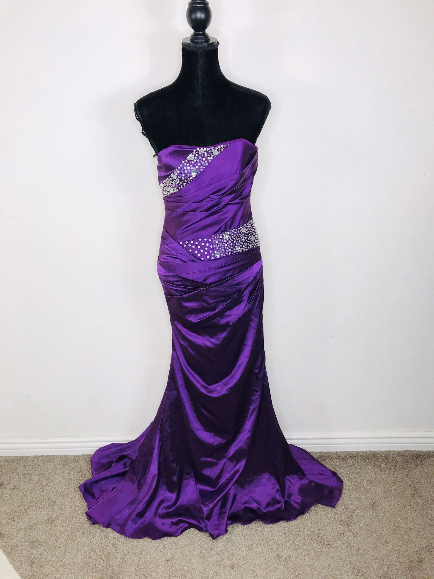 Purple Strapless Rhinestone Formal Gown Dress Size 4