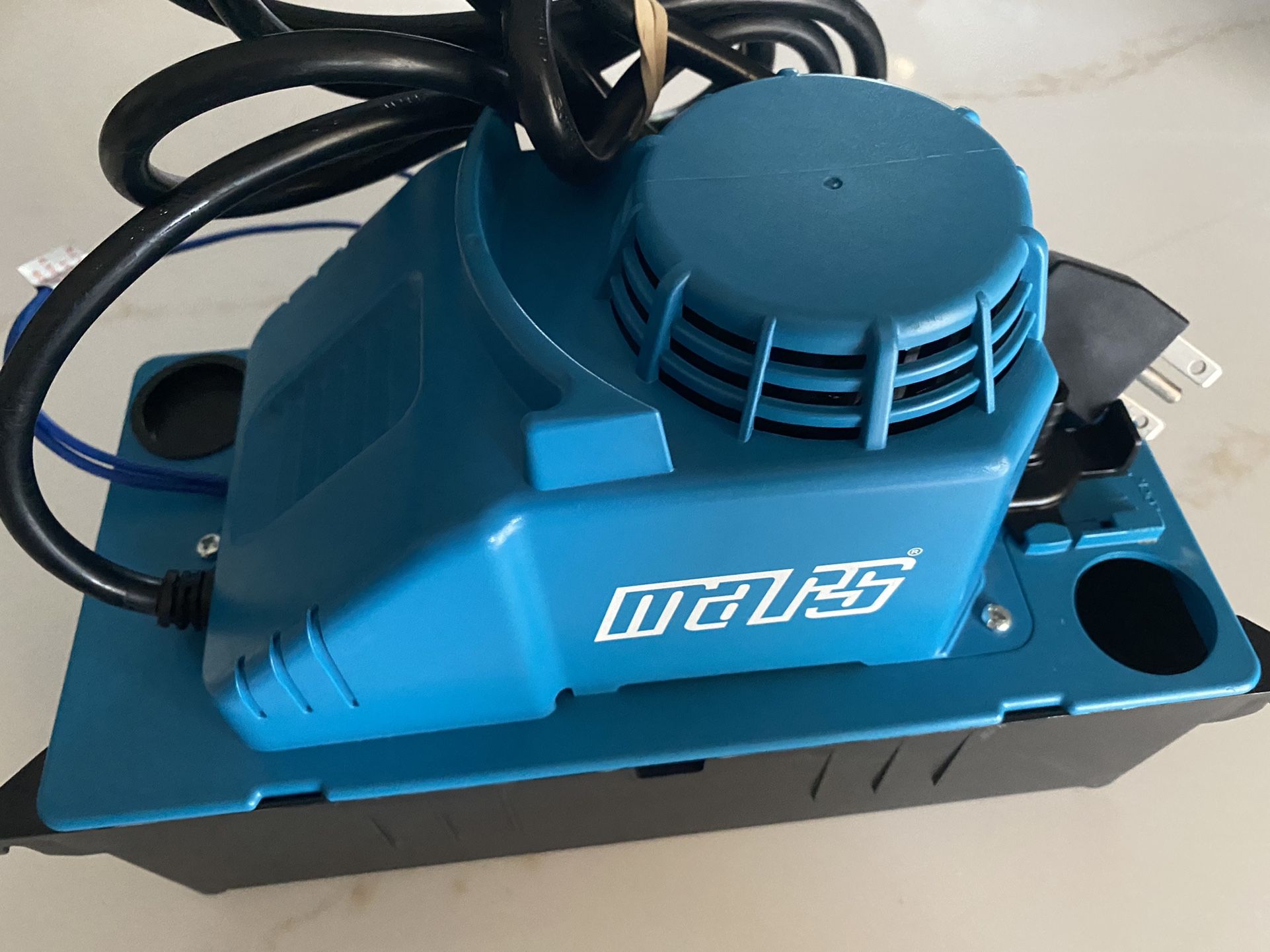 Mars Condensate Removal Pump w/ Safety Switch 230V 6' Cord