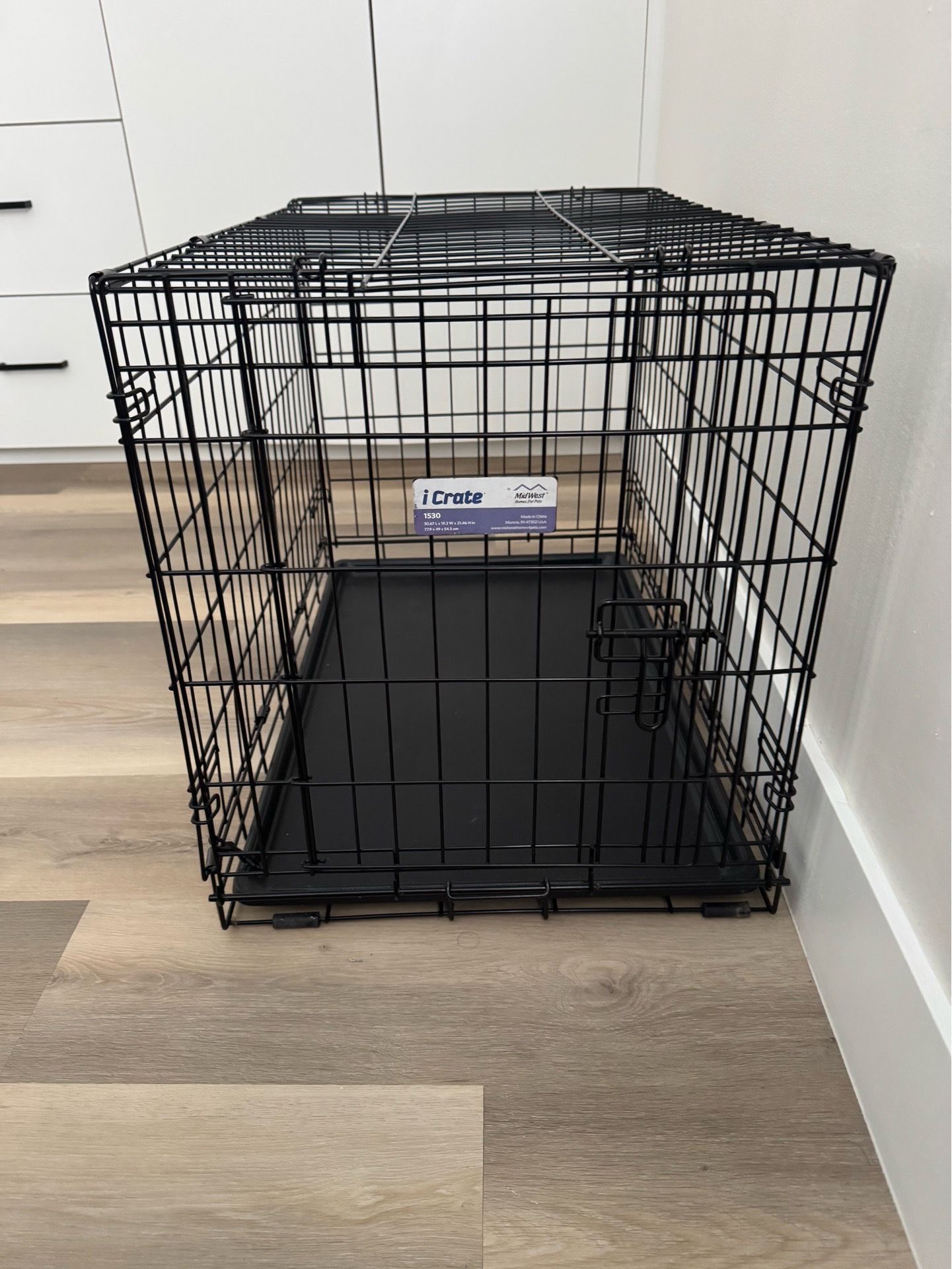Dog crate