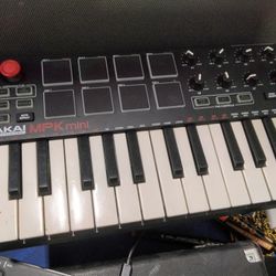 Akai Professional Mpk Mini Mk3 25 Key Keyboard Controller Music Studio Instrument Sounds Beats GREAT CONDITION LIKE NEW