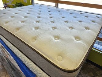 Mattress and box spring queen size