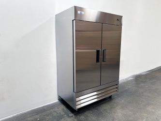 NSF Commercial Reach In 2 Door Freezer XB54F