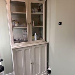 LOMMARP IKEA cabinet with glass doors