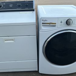 4.5cu Whirpool Duet Washer Gas Dryer Set 