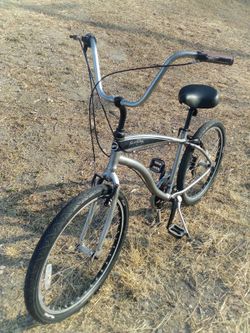 giant simple 7 cruiser