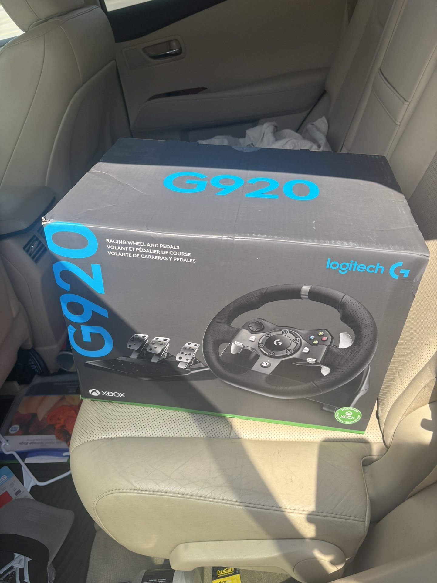 Logitech G920 Gaming Wheel/Petal