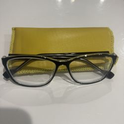 Espejuelos de niña o niño con Miopia 