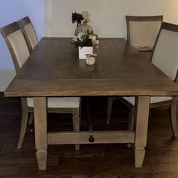 SOLID WOOD TABLE 6 CHAIRS