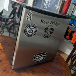 Mini Fridge 